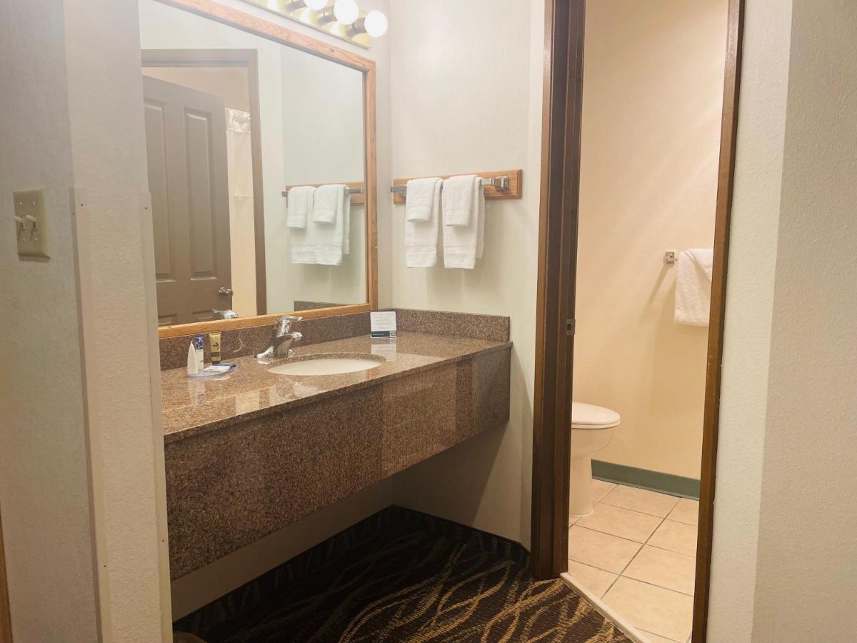America's Best Value Hotel 3*